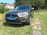 Mitsubishi Outlander 2.2 DI-D Intense 4WD TC-SST Intense - Mitsubishi Outlander Intense mit Diesel-Antrieb