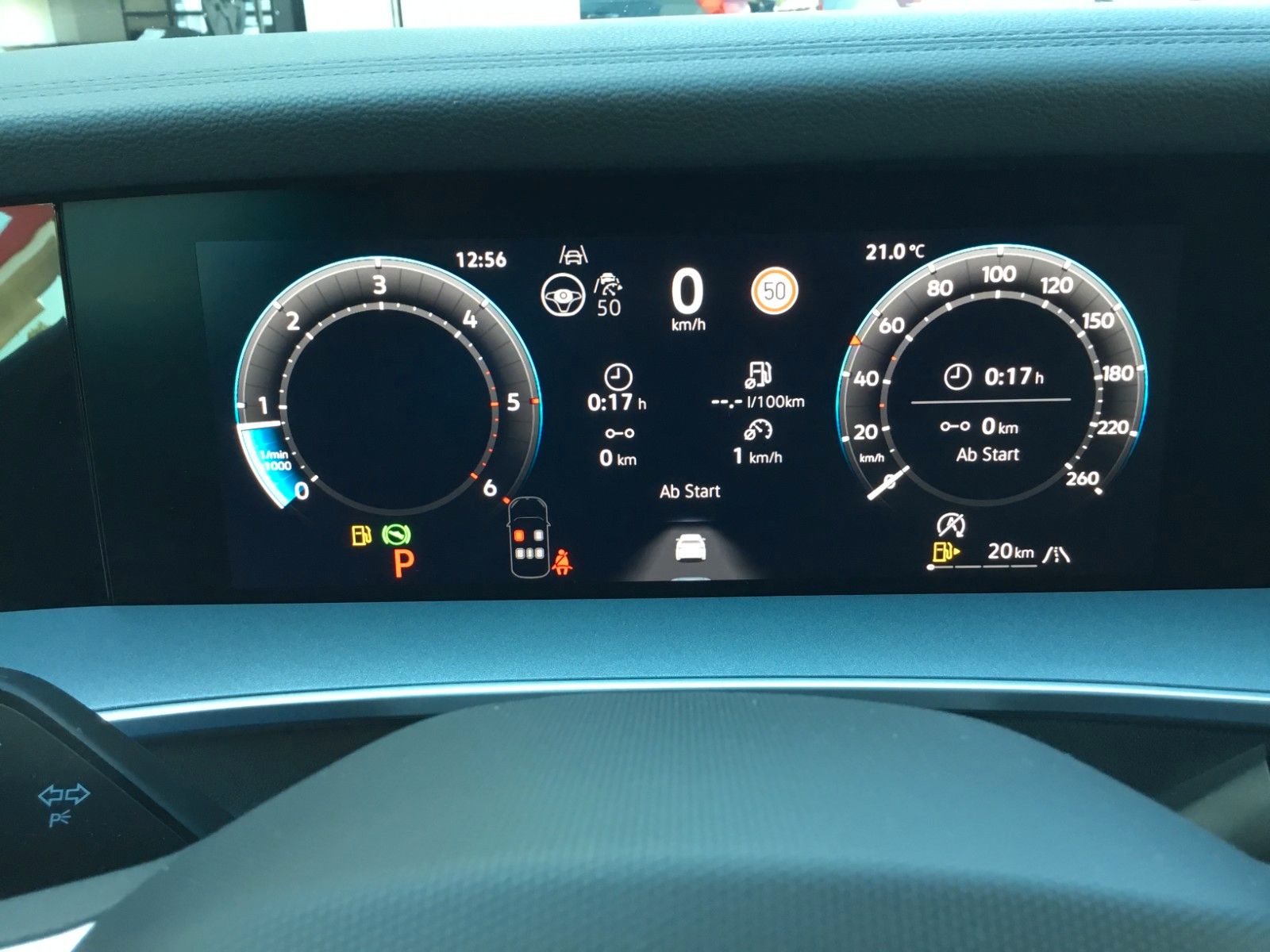 Fahrzeugabbildung Volkswagen Tayron 2.0TDI DSG 4M R-Line+Standh.+AHK+Pano+20"