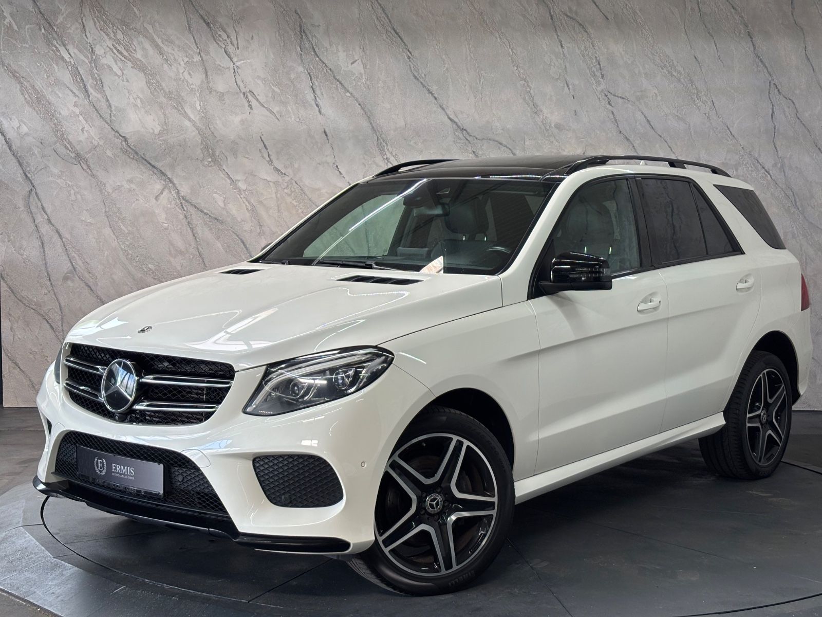 MERCEDES-BENZ GLE 350 d 4Matic+AMG+PANO+AHK+MwSt.+H&amp;K+STH.
