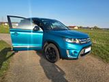 Suzuki Vitara 1.6 VVT Comfort+ 4x4 Pano,2ALU,Scheck,SHZ - Suzuki Vitara mit Benzin-Antrieb: Geländewagen, 1.6