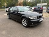 BMW 116i - - BMW 116 aus 2005: 116i