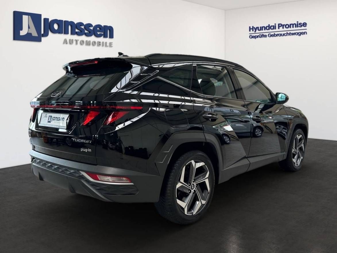 Fahrzeugabbildung Hyundai TUCSON Plug-in-Hybrid  Funktions-Paket, Navigati