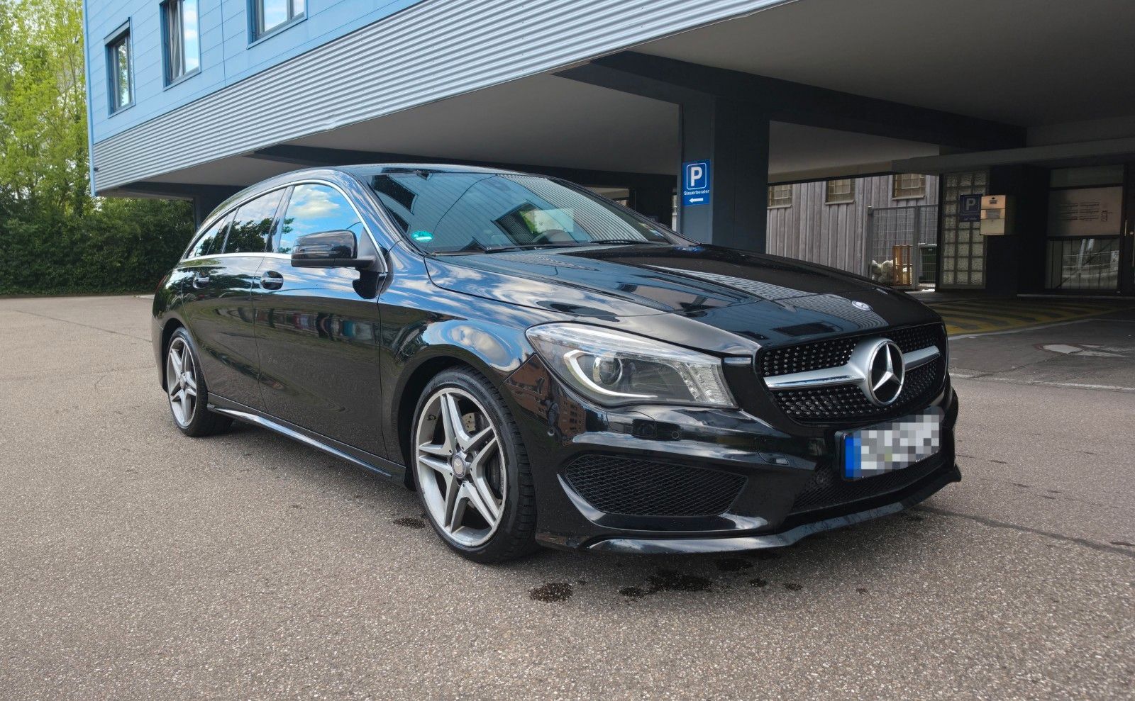 MERCEDES-BENZ CLA 220 Shooting Brake