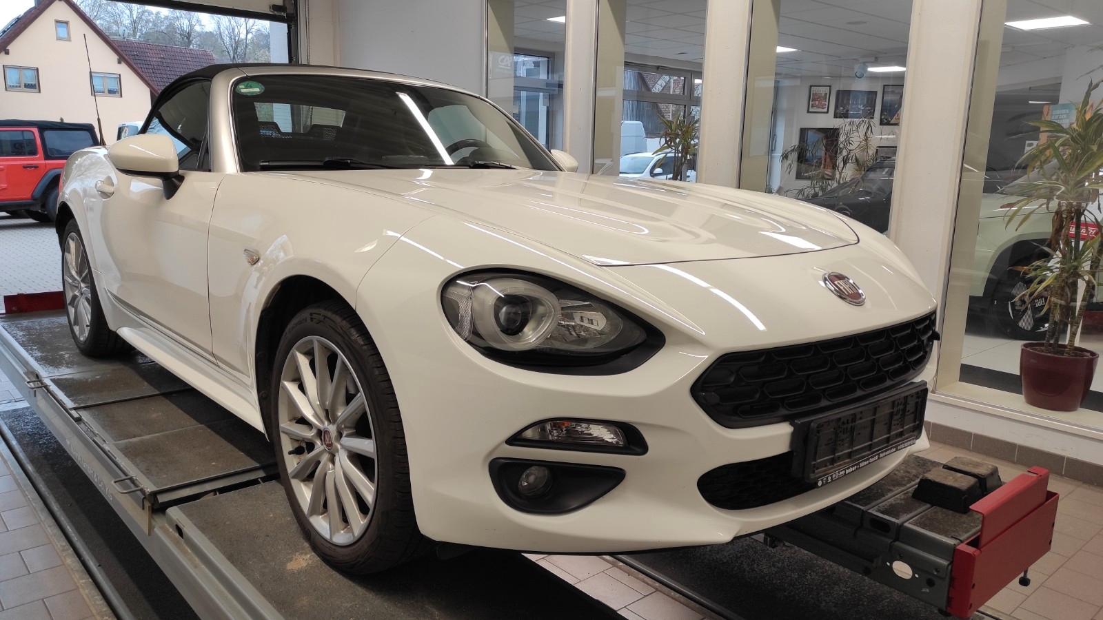 Fiat 124 Spider