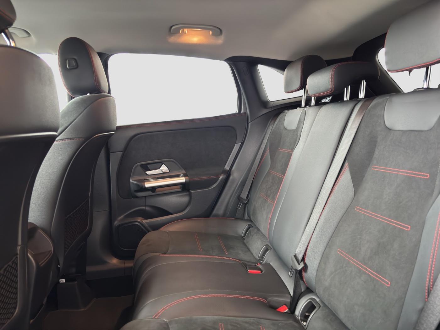 Mercedes-Benz GLA 200 d AMG-Line*AHK*Multibeam*PTS*el.Heckkl.*