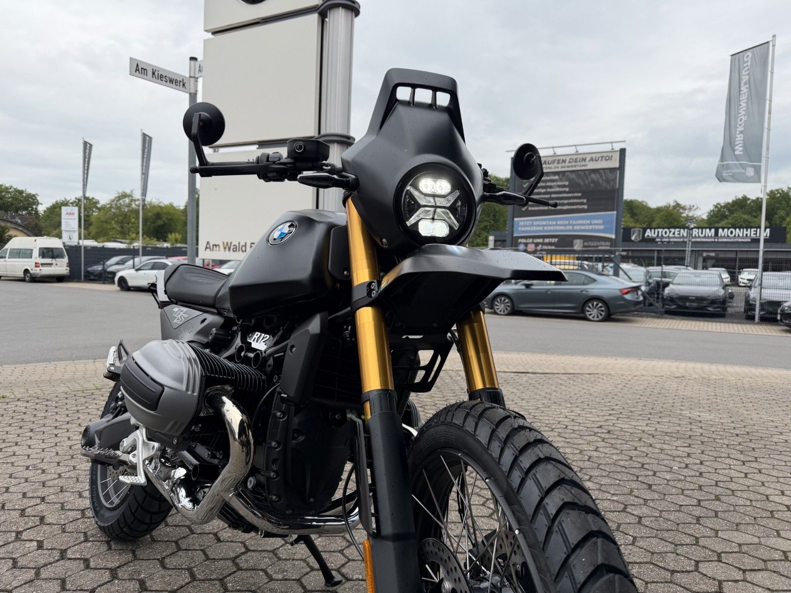 Fahrzeugabbildung BMW R12 G/S Umbau, Kurzes Heck, Rally Maske etc.