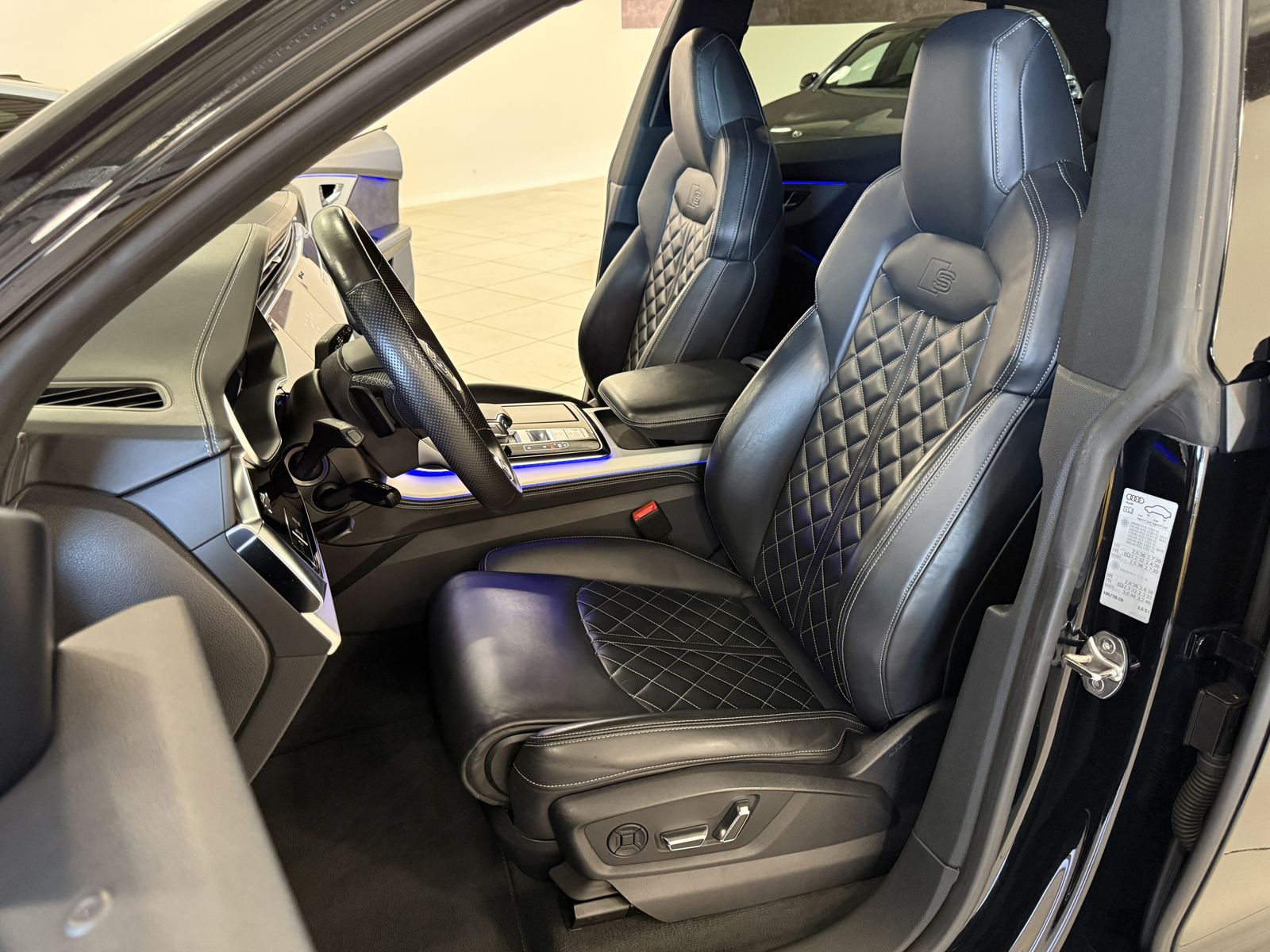Audi Q8 TFSI quattro S line *S Sitz-Matrix-STHZ-22"LM foto 11