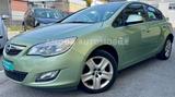 Opel Astra 1.4 Design Edition-KLIMA-TEMPO-RADTRÄGER - Opel Astra: Design Edition