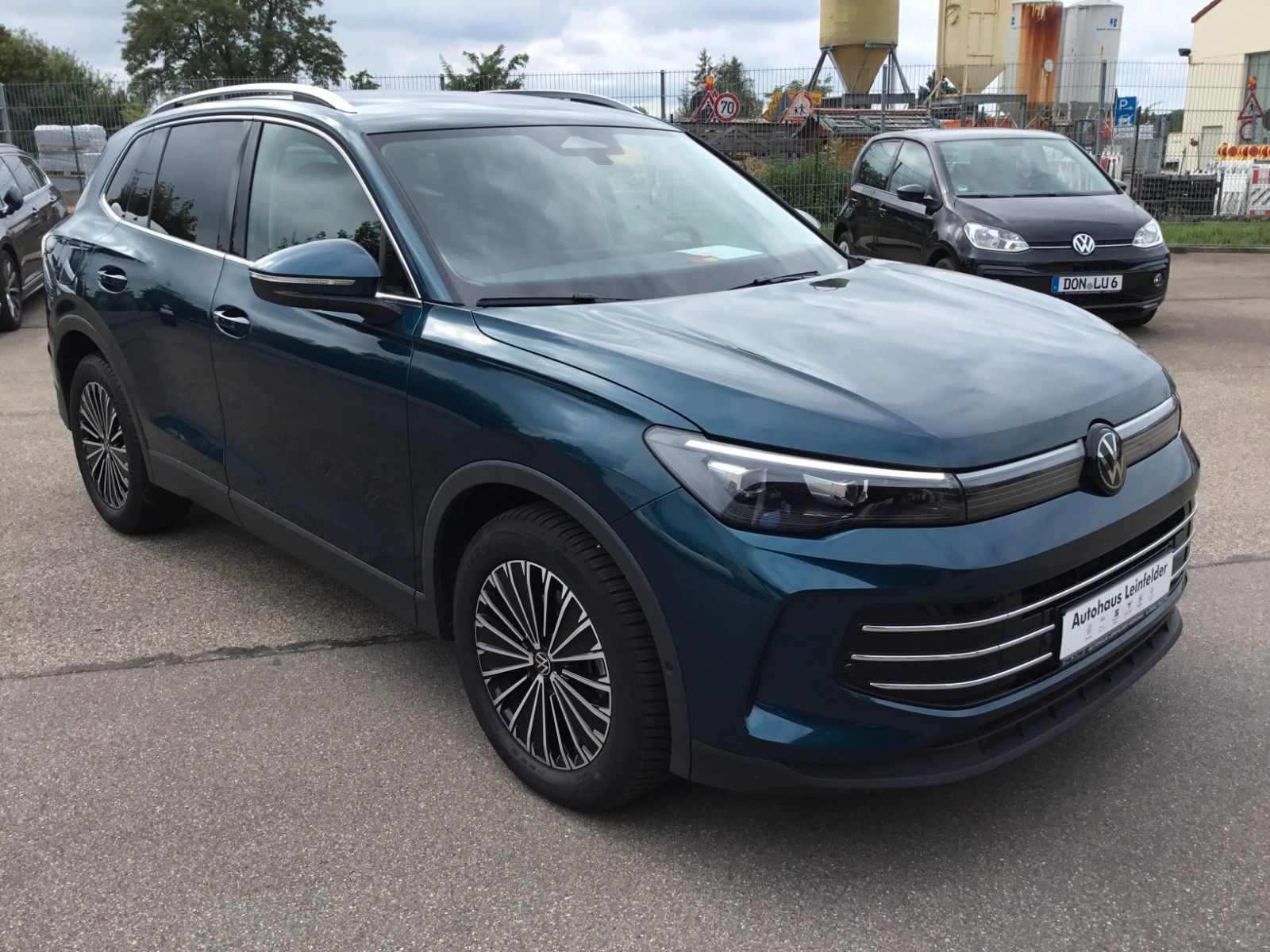 Volkswagen Tiguan 1.5 eTSI DSG Elegance AHK Navi 18 ACC foto 4