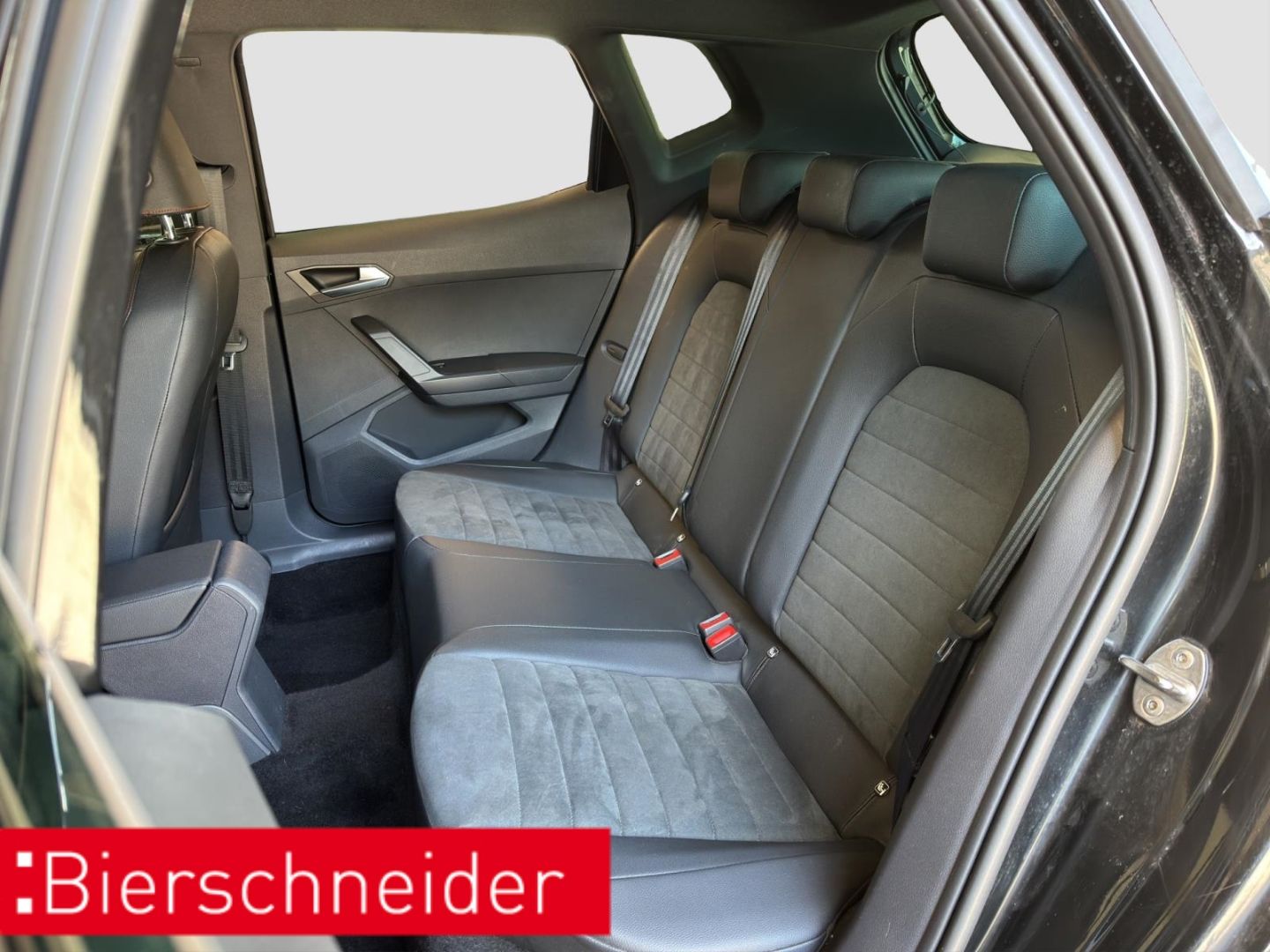 Seat Arona - Bild 22