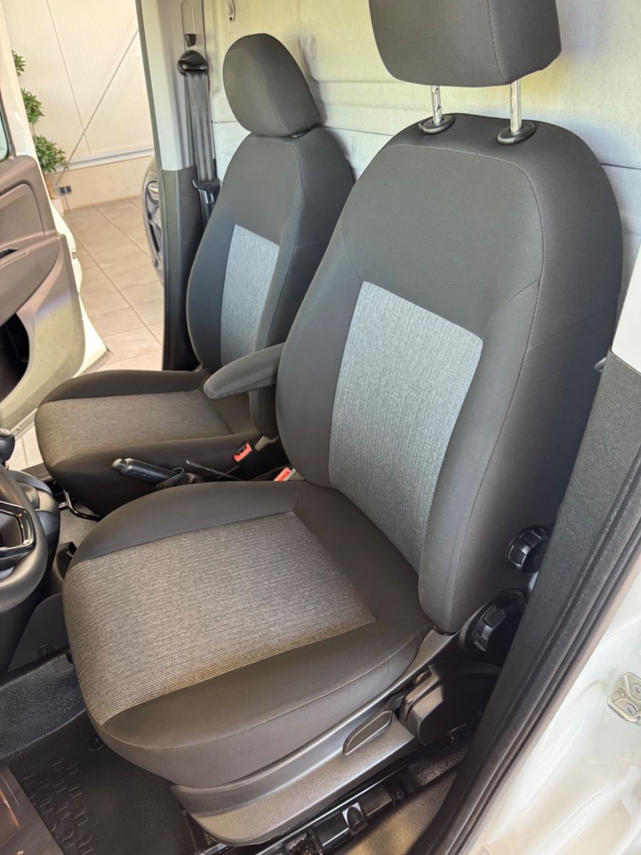Fahrzeugabbildung Fiat Doblò SX Kasten