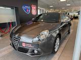 Alfa Romeo Giulietta Turismo - Alfa Romeo Giulietta mit Diesel-Antrieb