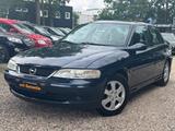 Opel Vectra 1.8 16V TÜV NEU*2 Hand*Autom.*Xenon*Klima - gebrauchte Opel Vectra aus dem Jahr 2001