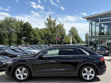 Audi Q8 - 3