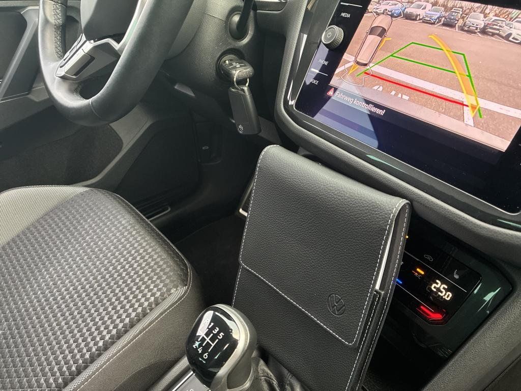 Fahrzeugabbildung Volkswagen Tiguan Active TSI *Navi*Cam*PDC*ACC*LED*Sitzhzg*
