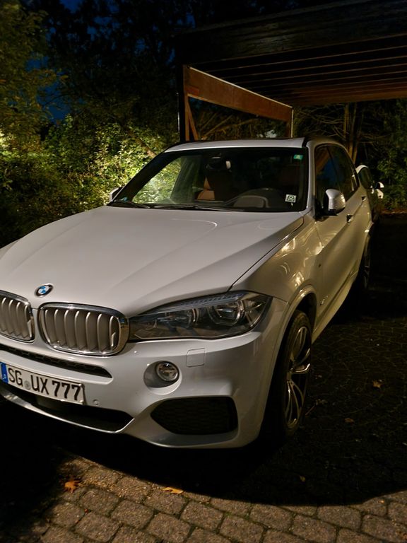 Image of BMW X5