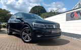 Volkswagen Tiguan Allspace/7Sitzer/LED/R-Line/AHK/360Kamera - Volkswagen Tiguan Allspace in Solingen