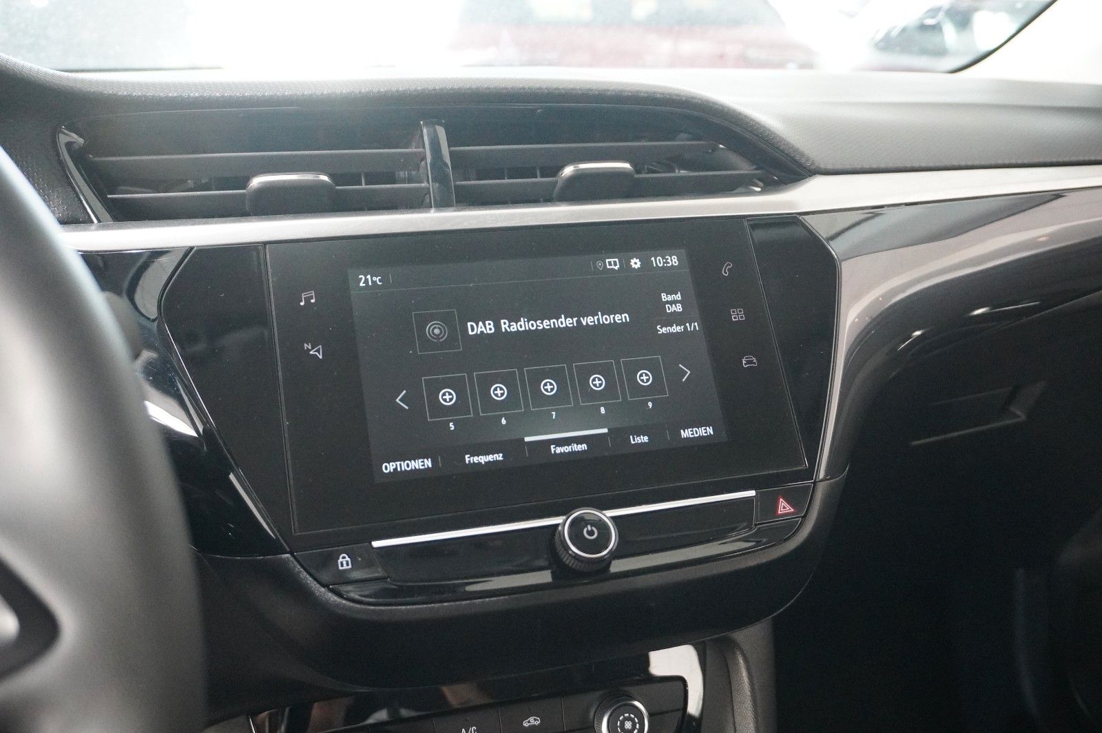 Fahrzeugabbildung Opel Corsa F 1.2 ELEGANCE NAVI/LED/KAMERA/SPORT/DAB+