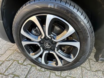 Fahrzeugabbildung Citroën Berlingo Shine M XTR HEAD UP PANO NAVI TEMPOMAT