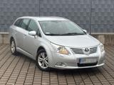 Toyota Avensis Kombi - Toyota Avensis aus 2009 mit Diesel-Antrieb