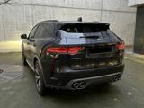 Jaguar F-Pace SVR V8 Kompressor | 551 PS |  - Jaguar F-Pace Svr mit Benzin-Antrieb