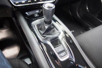 Honda HR-V 1.5 i-VTEC Elegance PDCKLIMATEMPOMAT