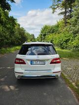 Mercedes-Benz ML 400 4MATIC - - Mercedes-Benz mit Benzin-Antrieb: Ml