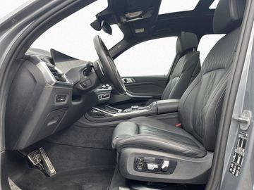 BMW X7 - 12