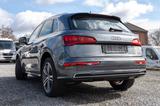 Audi Q5 quattro sport 3x S-Line - Audi Q5: Grau, Standheizung