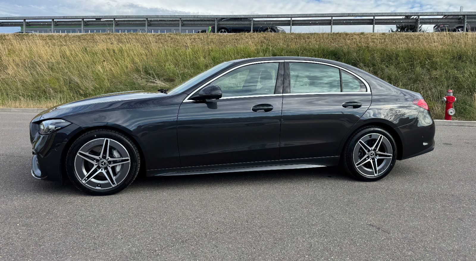 Mercedes-Benz C 300 d Lim. AMG Line LED Navi Distr Cam SHZ foto 4