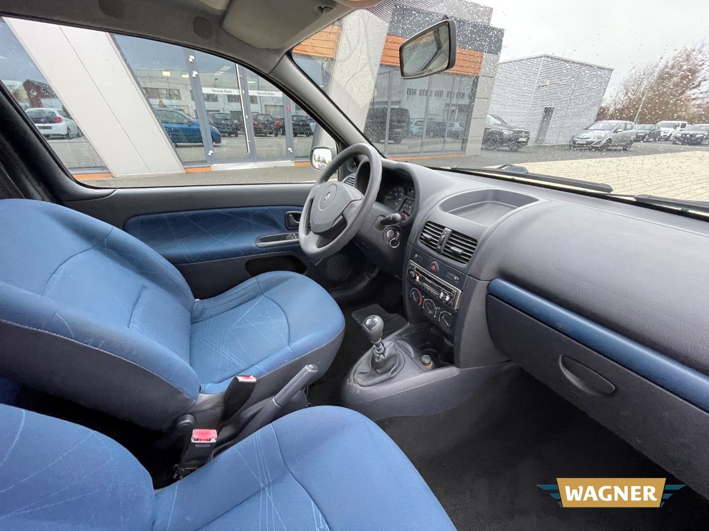 Fahrzeugabbildung Renault Clio II Authentique Klima TÜV 01/2026