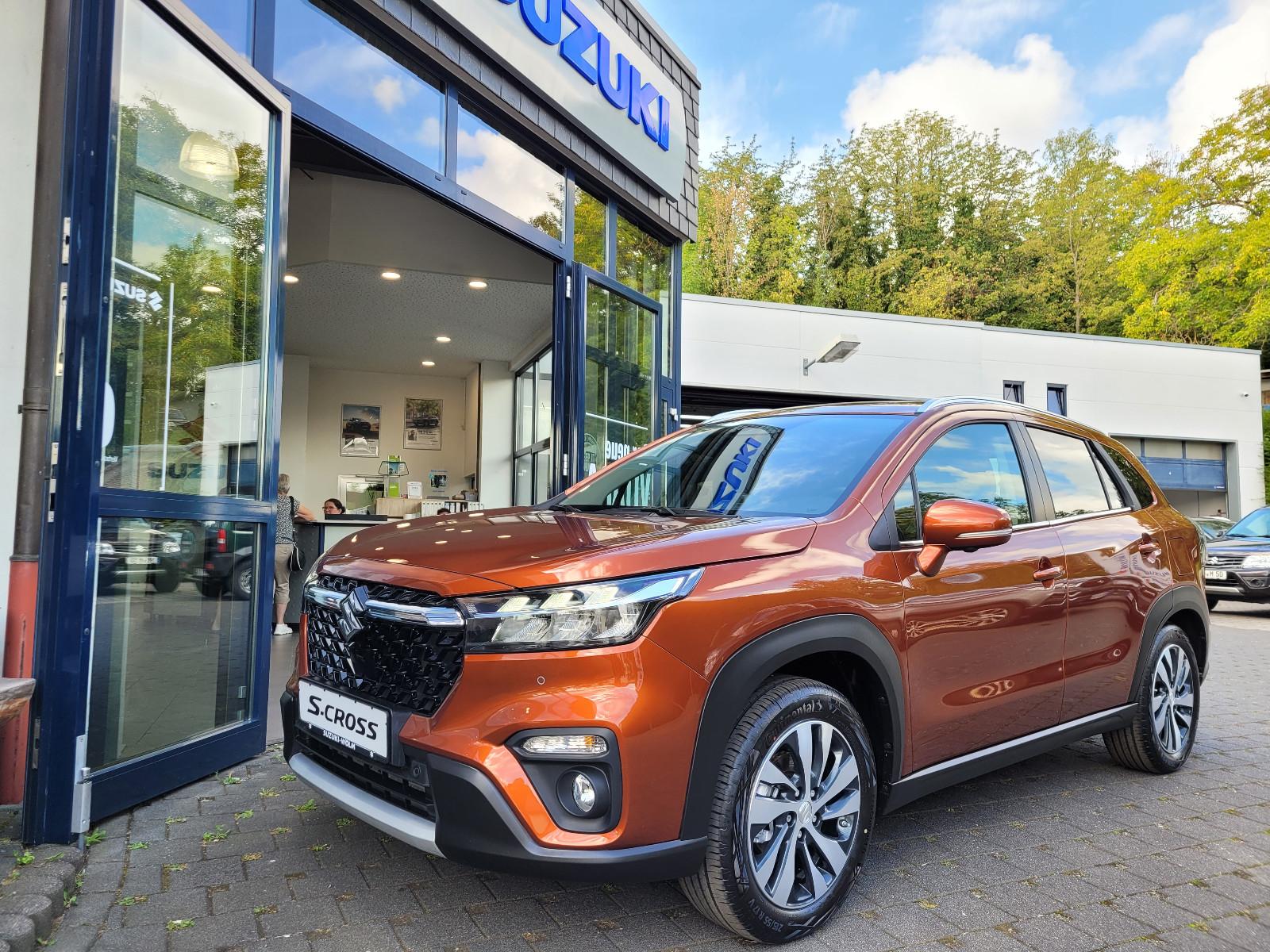 Suzuki S-Cross AllGrip*STANDHEIZUNG*AHK*Pano