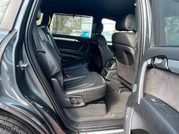 Audi Q7 - 12
