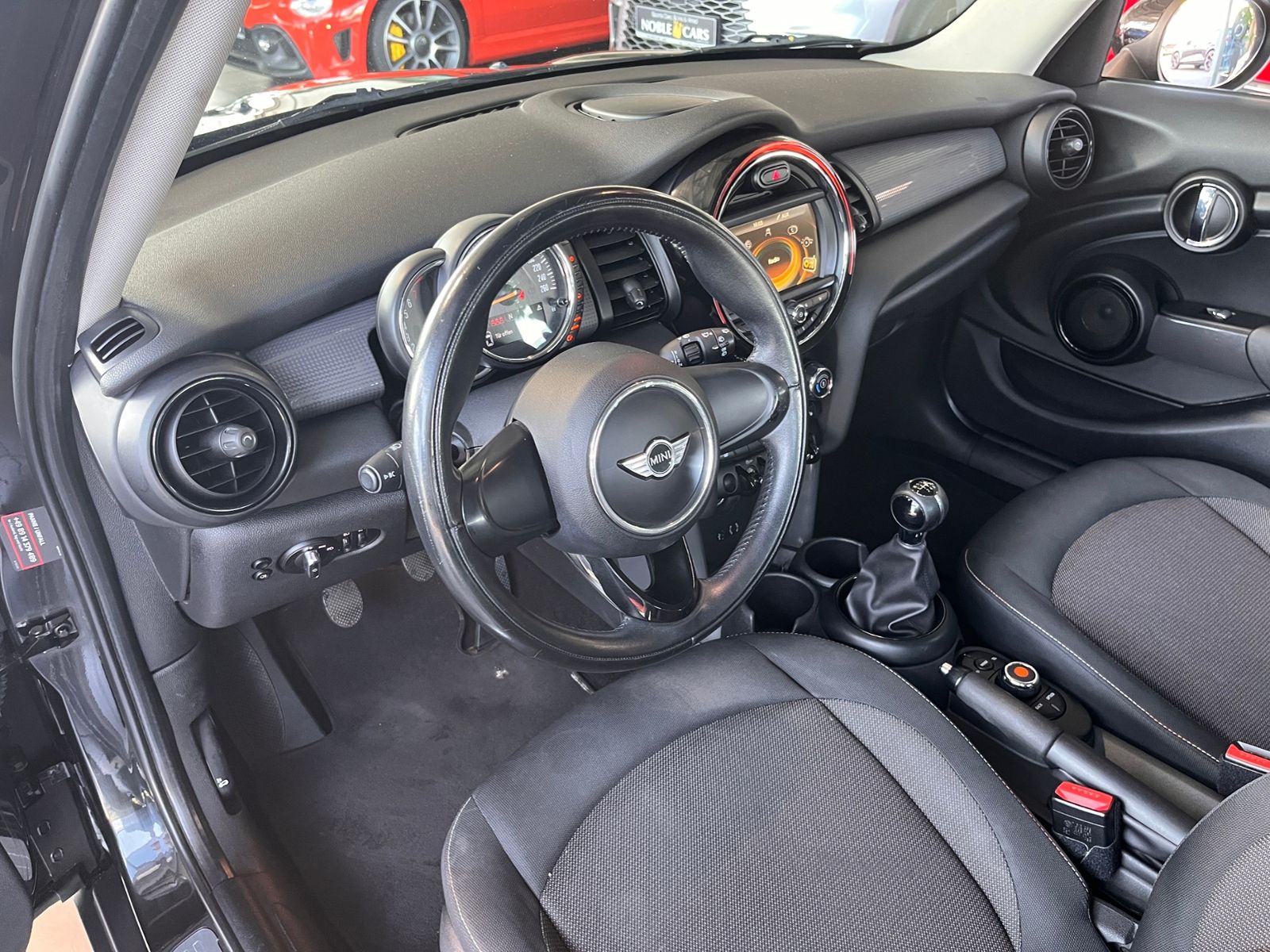 Fahrzeugabbildung MINI Cooper KLIMA PDC SHZ ALU