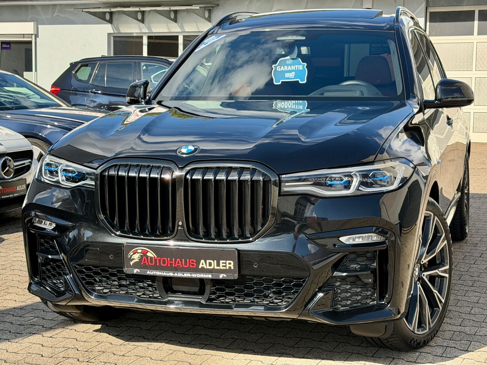 BMW X7 xDrive40d M-Sport*6SITZ*SKYLOUNGE*LASE*KRISTA imagem 3