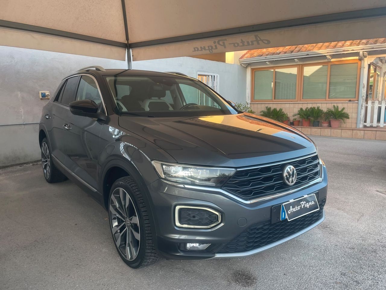 Volkswagen T-Roc 1.5 TSI ACT DSG Advanced BlueMo imagem 3