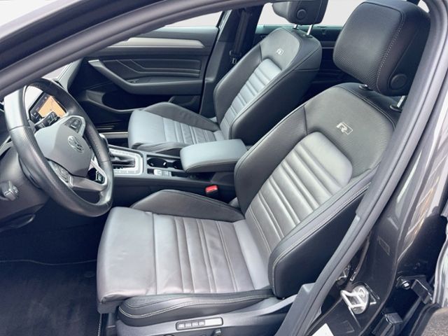 Passat Variant Elegance 2.0 TDI DSG R-LINE NAV P