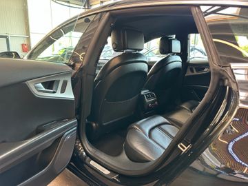 Audi A7 3.0 TDI quattro *Sline*AHK*Bose*Massage*Kamer