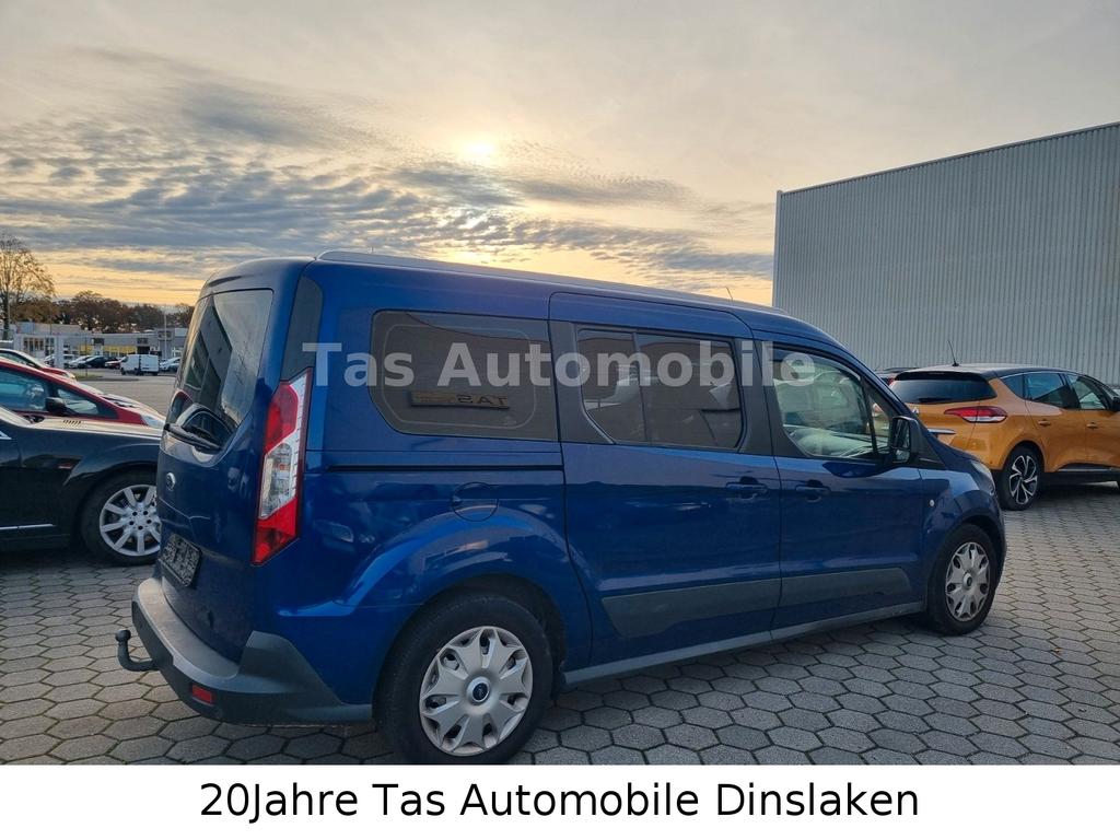 Ford Grand Tourneo
