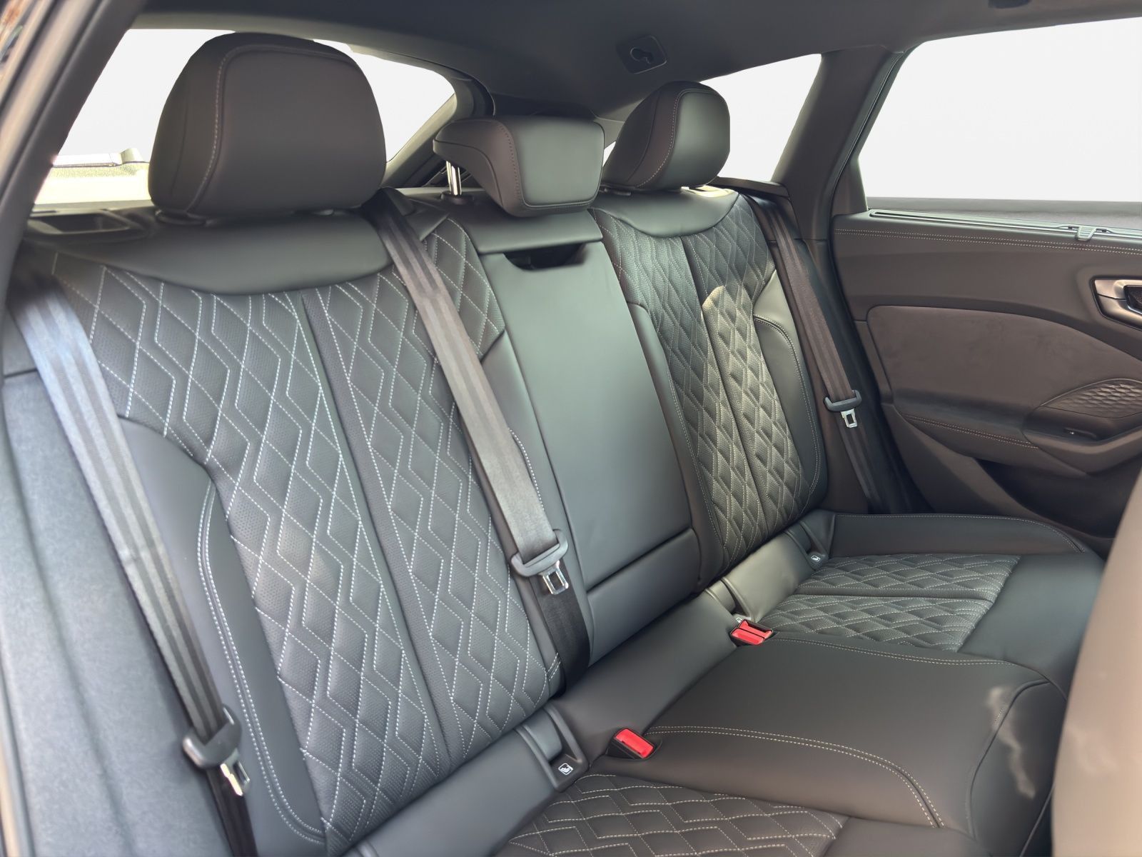 Audi S5 - Bild 16
