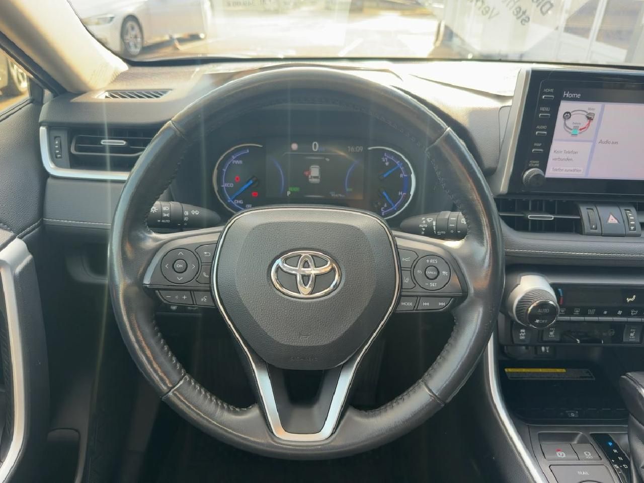 Fahrzeugabbildung Toyota RAV4 2,5 Hybrid 4x4 Club* Technik-Paket*RFK+SHZ*