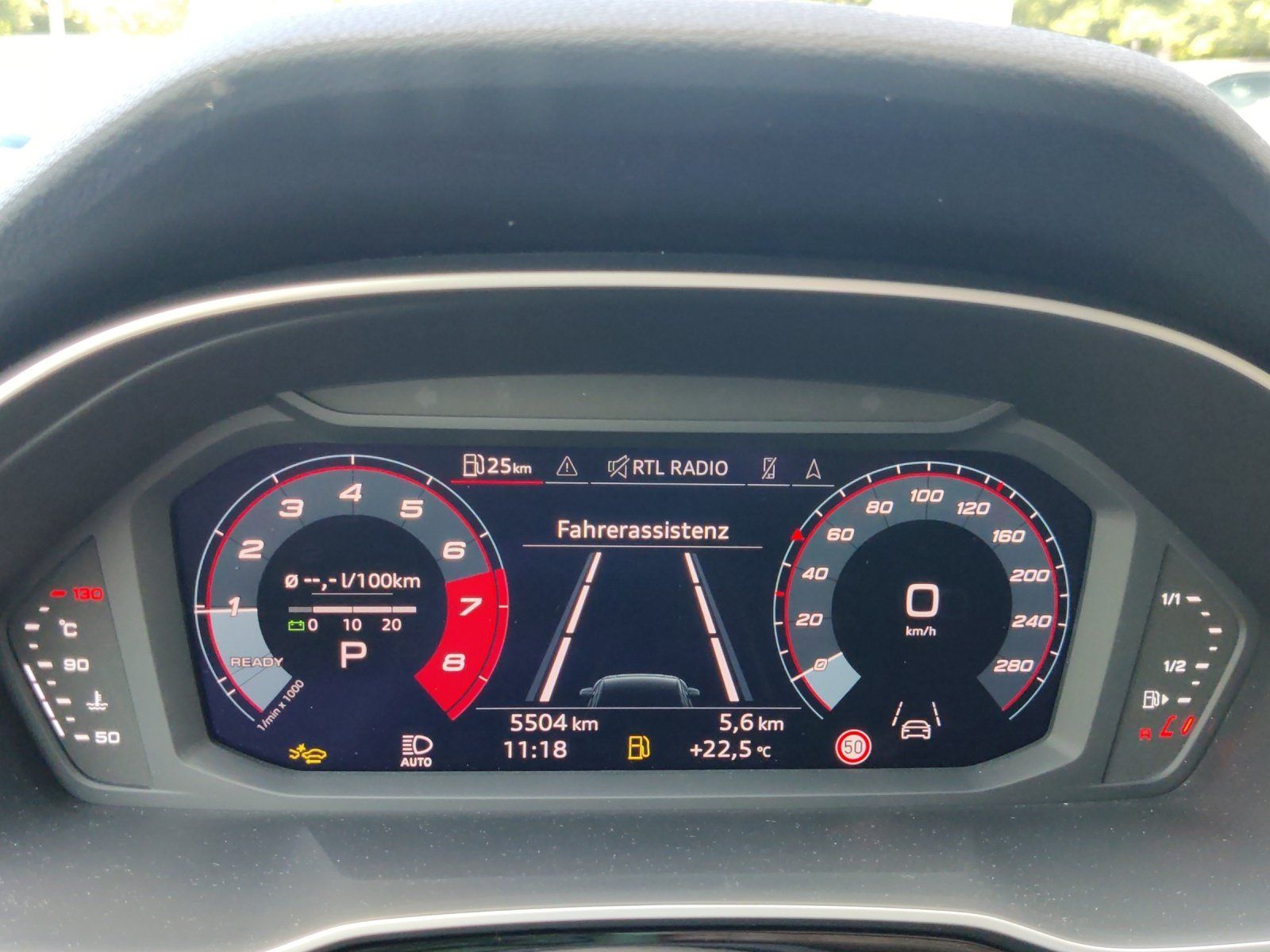Fahrzeugabbildung Audi Q3 35 1.5 TFSI advanced AHK,Navi,SHZ,ACC,Keyless