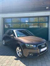 Audi A1 1.2 TFSI Attraction Sportback Attraction - Audi A1: Braun