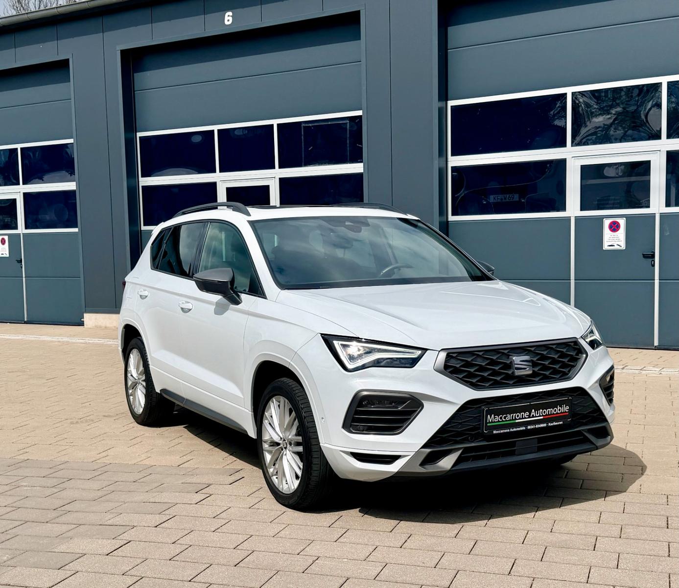 Seat Ateca 1,5TSI DSG FR  Assist XL Pano Navi Kamera