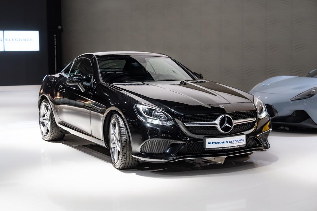 Mercedes-Benz SLC 300