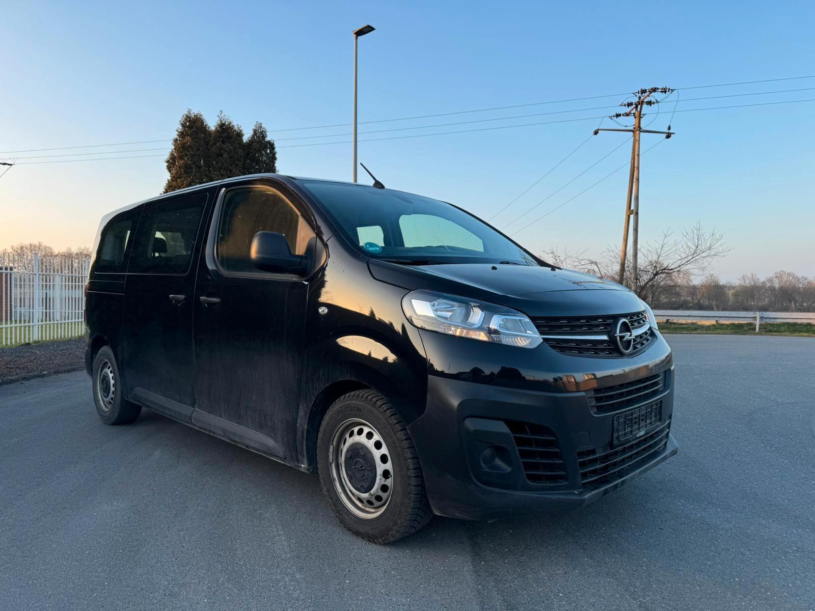 Opel Vivaro Kombi M