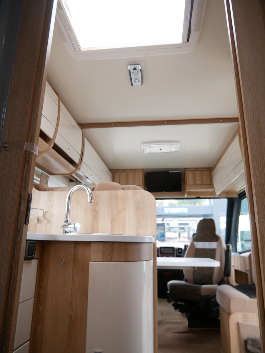 Fahrzeugabbildung GiottiLine G-Liner 937 1.Hand Luftfahrwerk Backofen Kamera