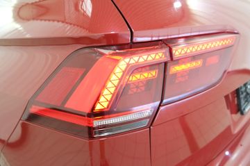 Volkswagen Tiguan - 10