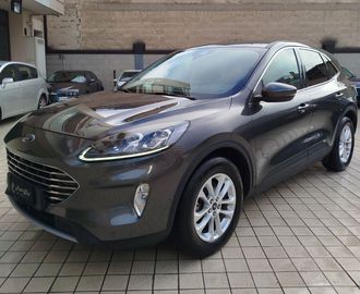 Ford Kuga - 1