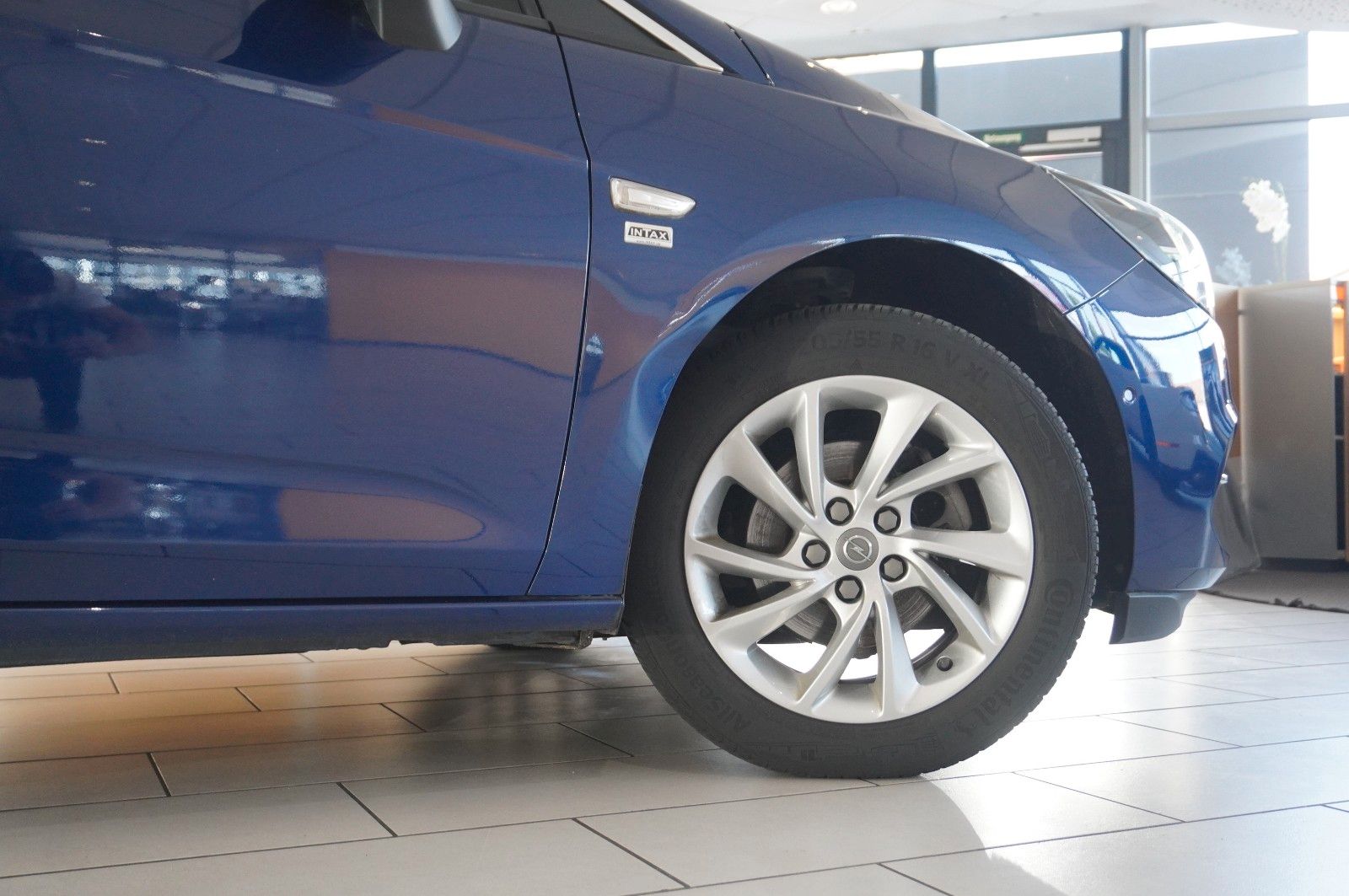 Fahrzeugabbildung Opel Astra K ST 1.2T ELEGANCE NAVI/LED/KAMERA/SHZ/DAB